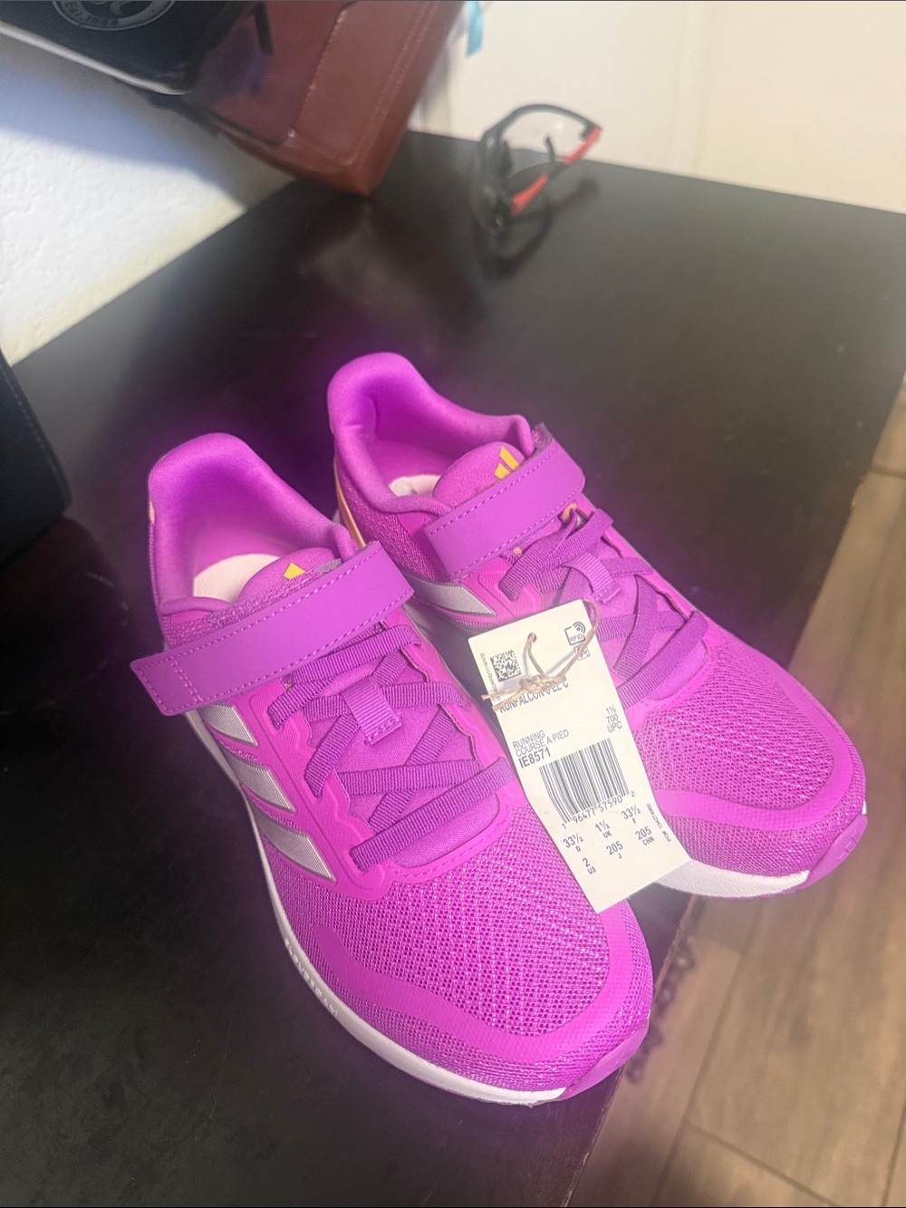 Adidas  Kids Vibrant Pink Mesh Hook-and-Loop Sneakers